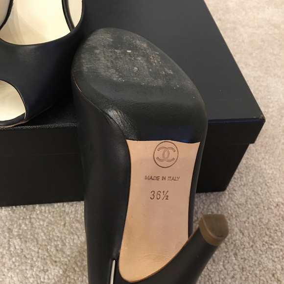 Chanel Calfskin Navy Blue Silver CC Peep Toes Heel - Picture 4 of 5